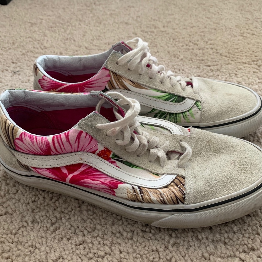 Vans Old Skool Shoes